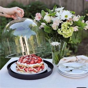 Crate & Barrel Evelyn Tall Clear Vase Gorgeous